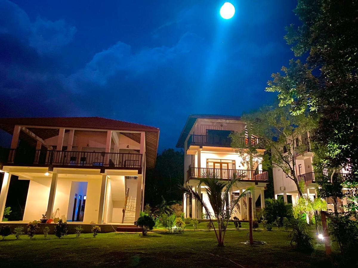 Ashansa Lagoon Resort Tangalle Buitenkant foto