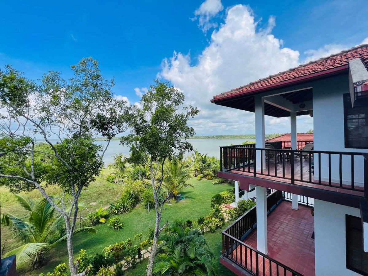 Ashansa Lagoon Resort Tangalle Buitenkant foto