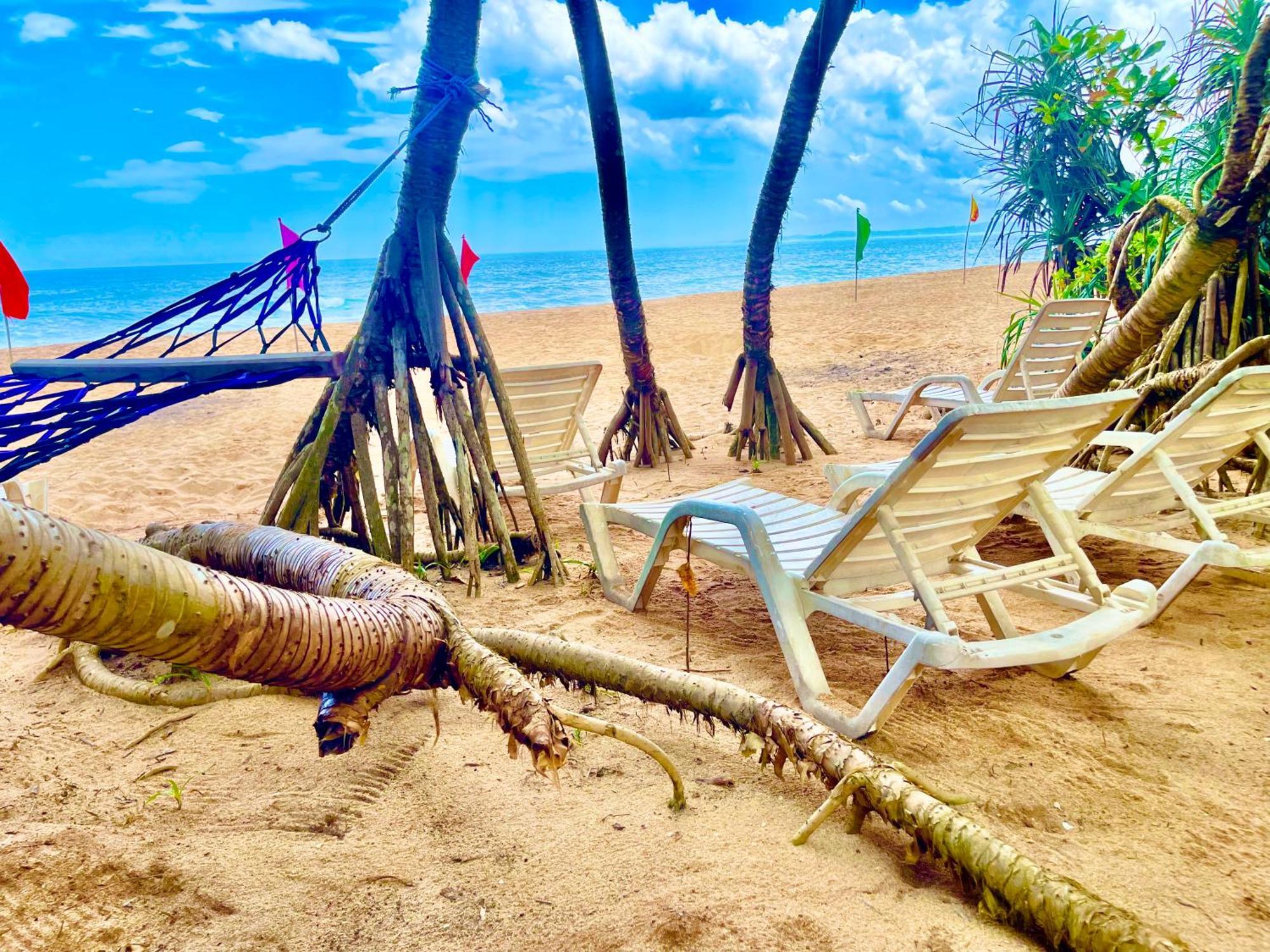 Ashansa Lagoon Resort Tangalle Buitenkant foto