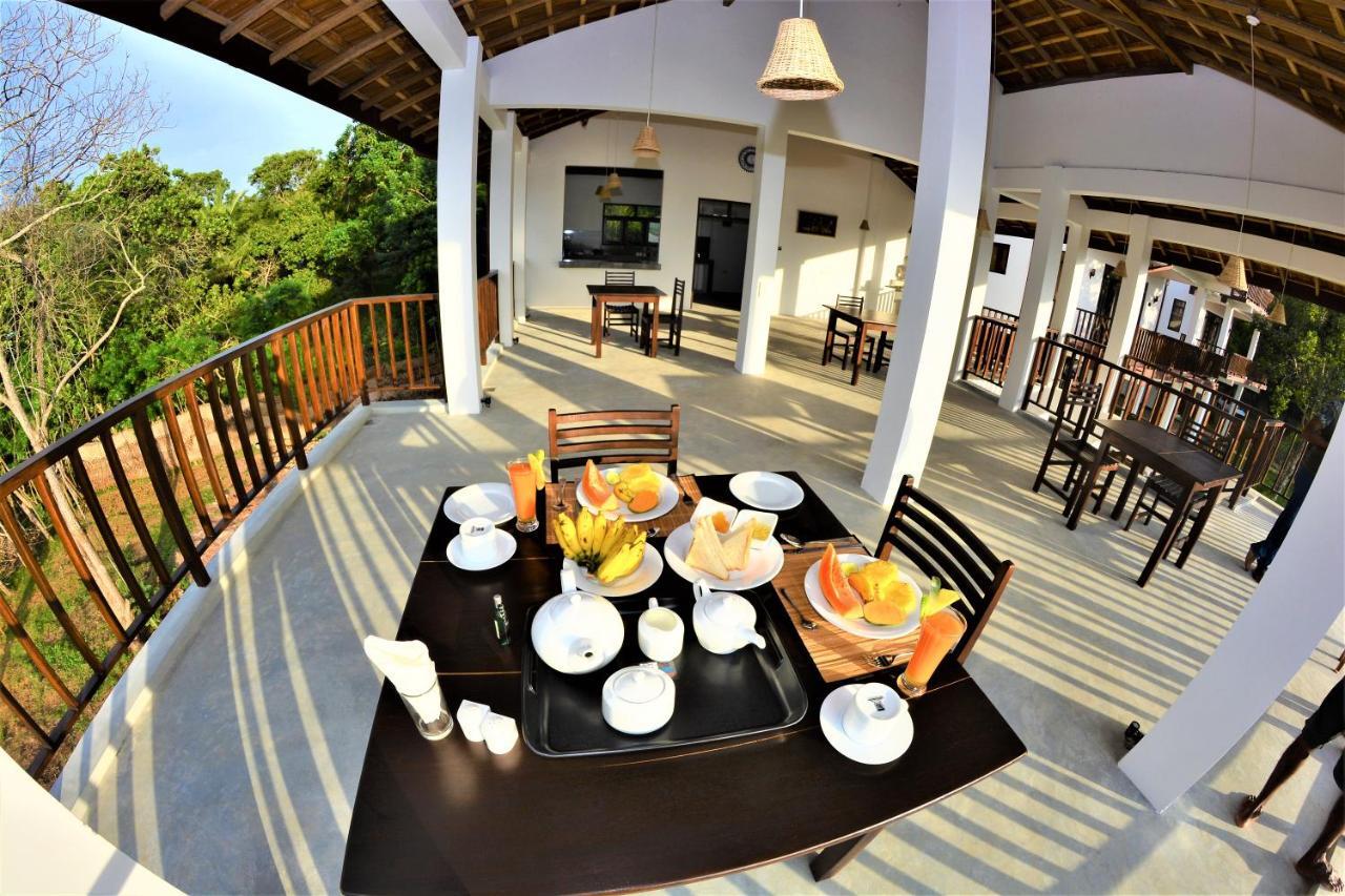 Ashansa Lagoon Resort Tangalle Buitenkant foto