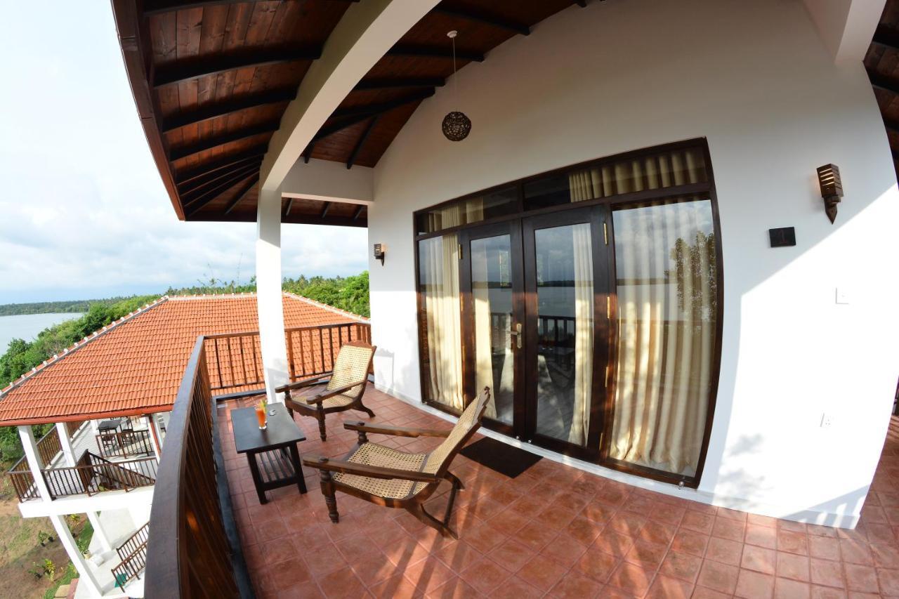 Ashansa Lagoon Resort Tangalle Buitenkant foto