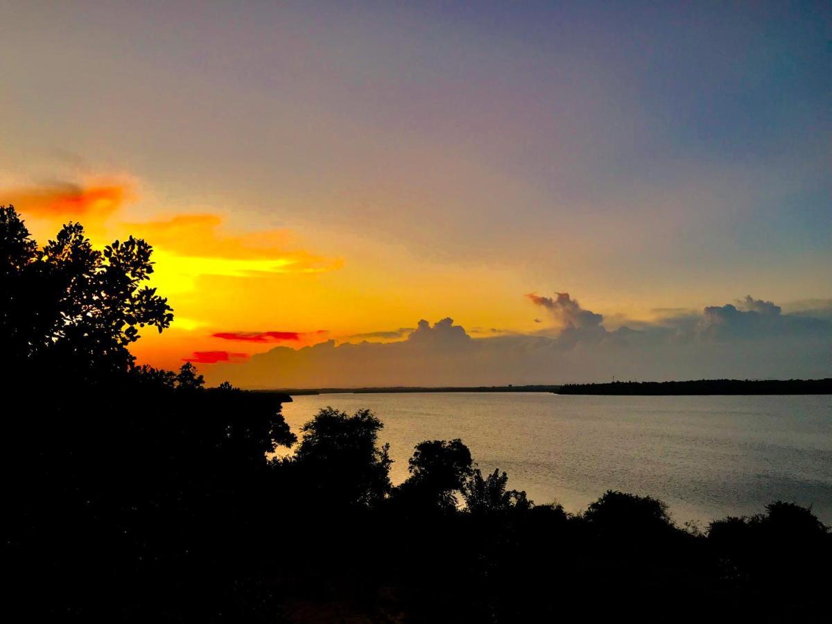Ashansa Lagoon Resort Tangalle Buitenkant foto